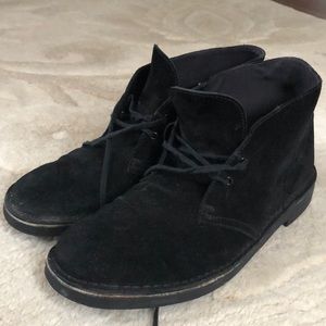 Black Clark’s dress shoes